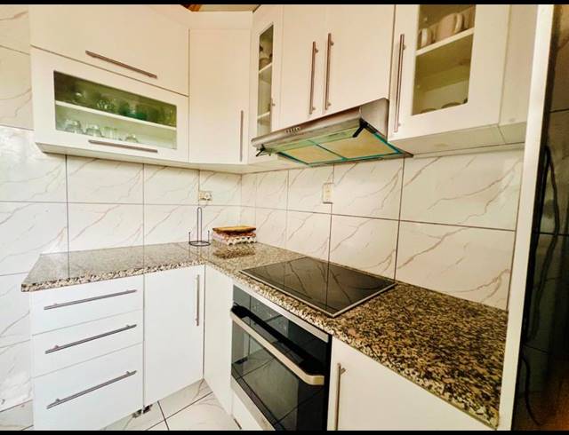 3 BEDROOM HOUSE FOR SALE IN KWAMASHU